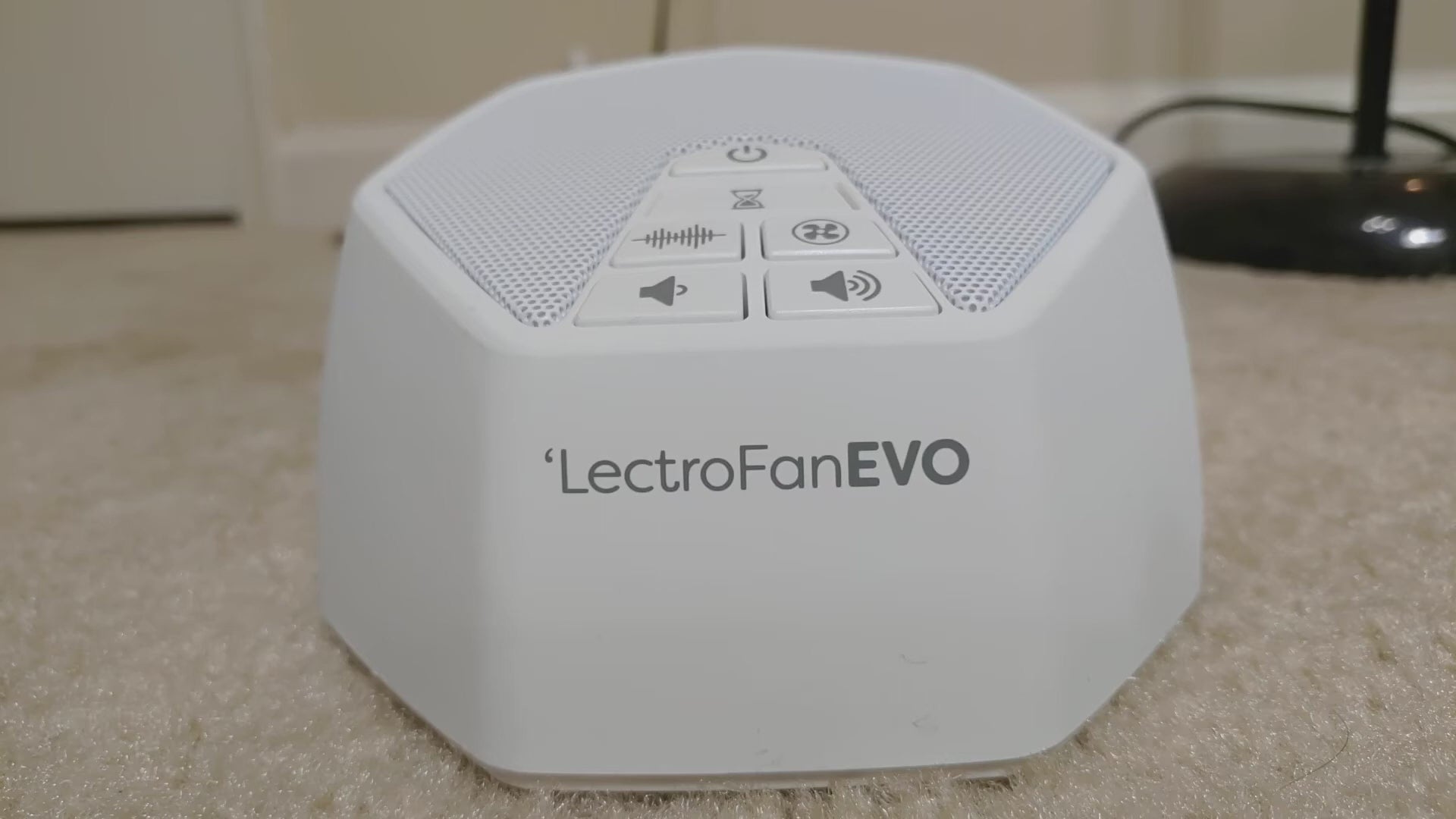 LectroFan EVO White Noise Machine – Deep Sleep Sound Therapy with 20 Non-Looping Sounds